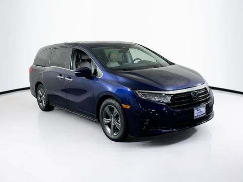 Used 2023 Honda Odyssey EX image 3