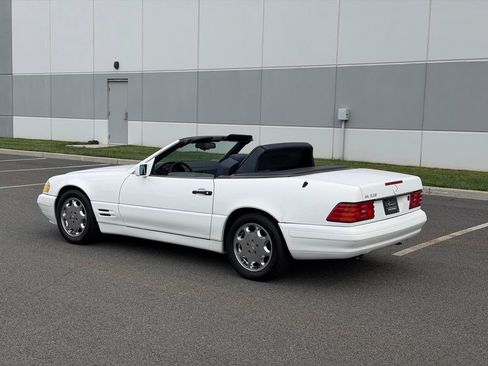 Used 1996 Mercedes-Benz SL 320 image 9