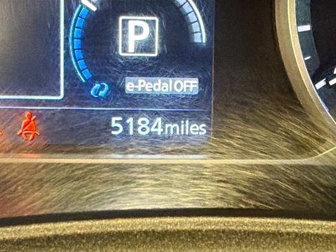 Used 2025 Nissan Leaf SV Plus FWD image 19