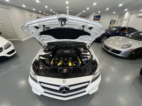 Used 2014 Mercedes-Benz CLS 550 w/ Premium 1 Package image 29