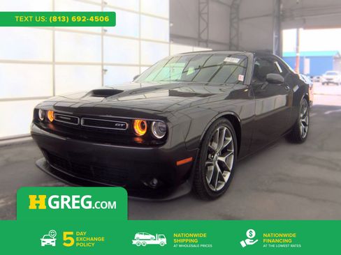 Used 2022 Dodge Challenger GT RWD image 1