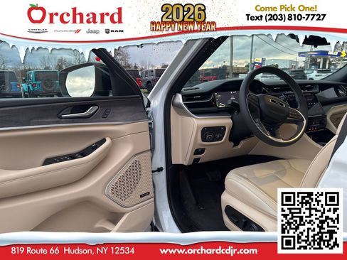 Used 2022 Jeep Grand Cherokee Limited 4xe image 35