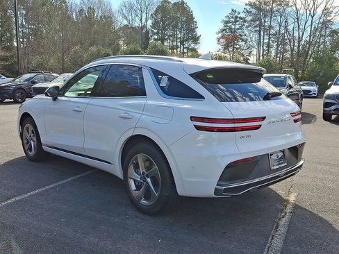New 2026 Genesis GV70 2.5T Advanced image 11