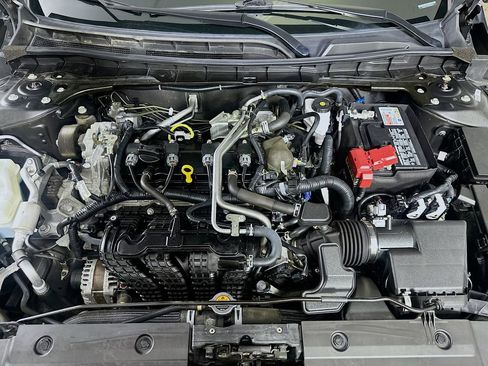 Used 2023 Nissan Altima 2.5 SR image 9