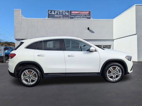 Used 2021 Mercedes-Benz GLA 250 GLA 250 image 2
