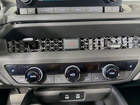 Certified 2023 Honda Accord EX image 18