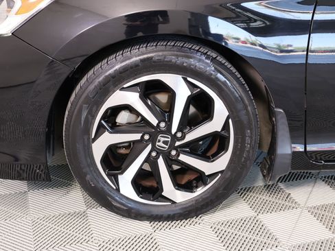 Used 2017 Honda Accord EX-L image 18