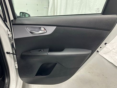 Used 2024 Kia Forte LXS image 41