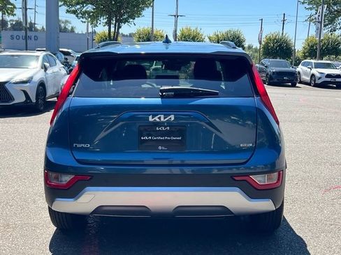 Certified 2023 Kia Niro EX w/ EX Cold Weather Package FWD image 6