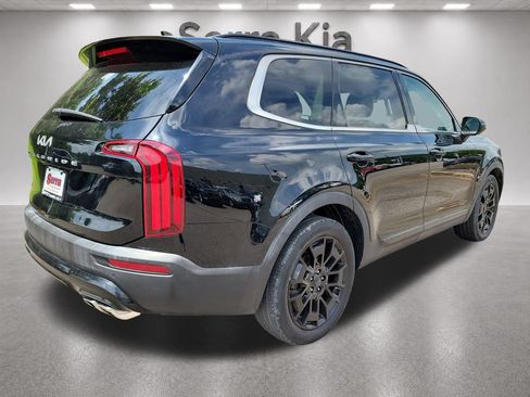 Used 2021 Kia Telluride EX w/ EX Premium Package AWD/4WD image 5