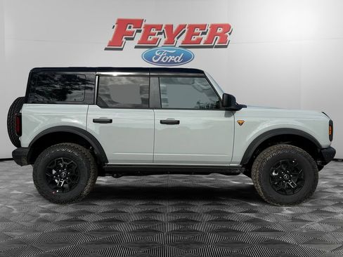 New 2026 Ford Bronco Badlands AWD/4WD image 6