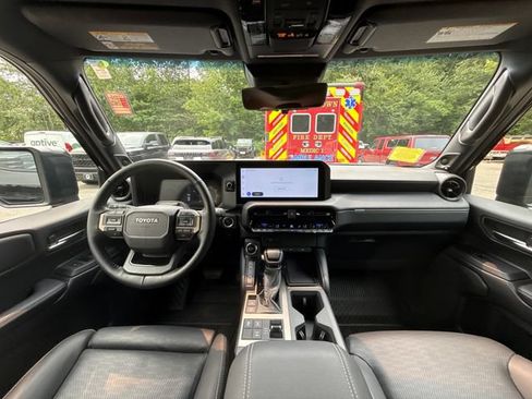 Used 2025 Toyota Land Cruiser w/ Premium Package AWD/4WD image 21