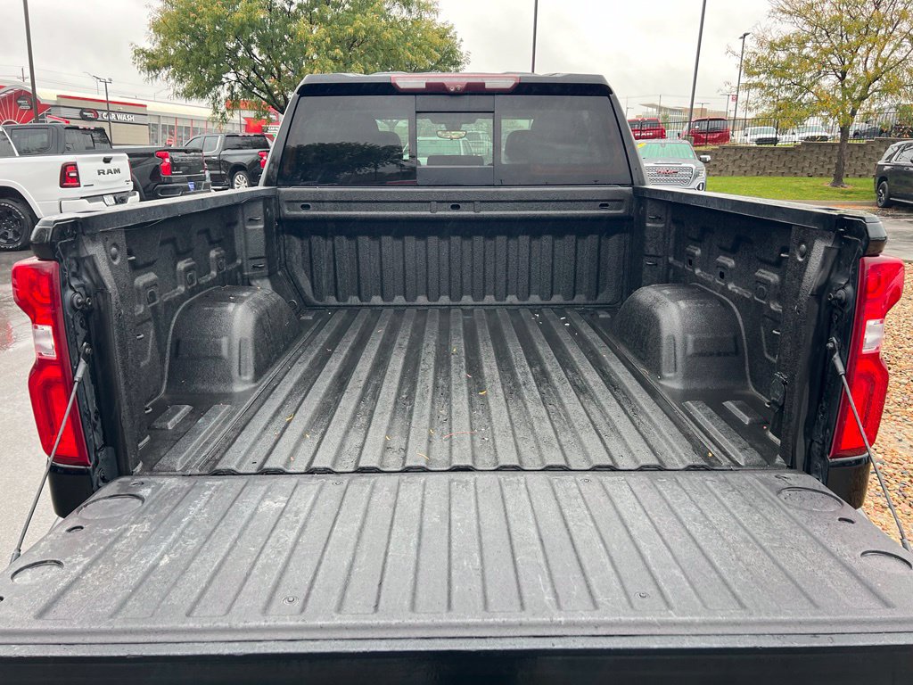 Used 2020 Chevrolet Silverado 1500 LTZ w/ LTZ Premium Package AWD/4WD image 24