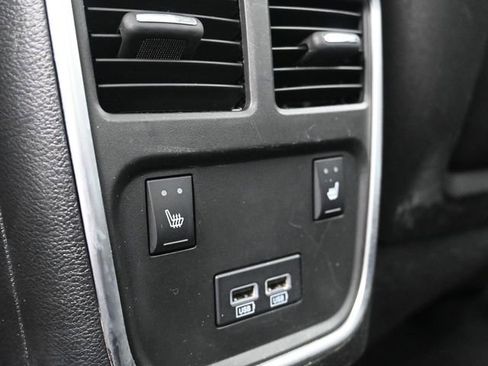 Used 2018 Chrysler 300 Limited w/ Safetytec Plus Group image 25