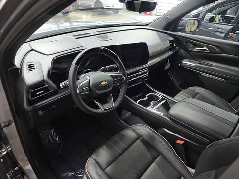 New 2026 Chevrolet Traverse High Country w/ LPO, Floor Liner Package AWD/4WD image 18
