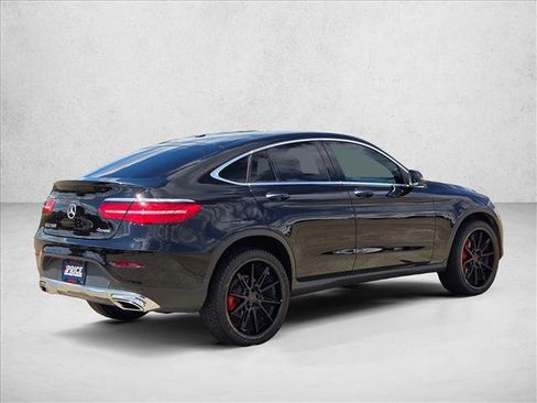Used 2019 Mercedes-Benz GLC 300 4MATIC Coupe image 5