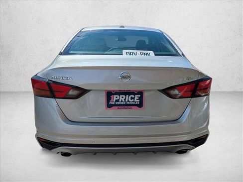 Used 2019 Nissan Altima 2.5 SL FWD image 6