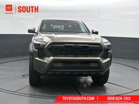 New 2026 Toyota Tacoma TRD Off-Road w/ TRD Off Road Premium Package image 5