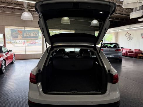 Used 2017 Audi A4 2.0T allroad Prestige w/ Prestige Package AWD/4WD image 42