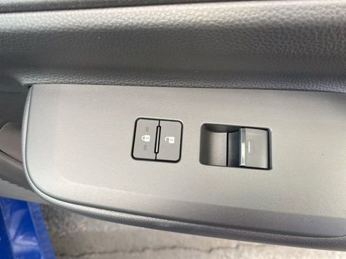 New 2026 Toyota Prius Plug-In Hybrid FWD image 46