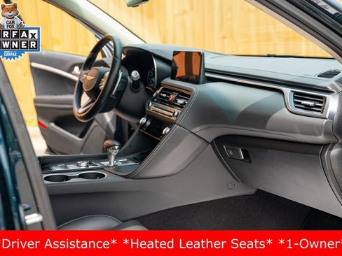 Used 2025 Genesis G70 2.5T image 17