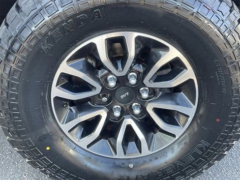 Used 2013 Ford F150 Raptor w/ Luxury Equipment Group image 11