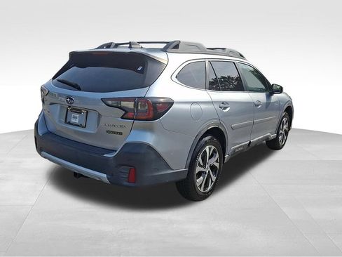 Used 2020 Subaru Outback Limited AWD/4WD image 6