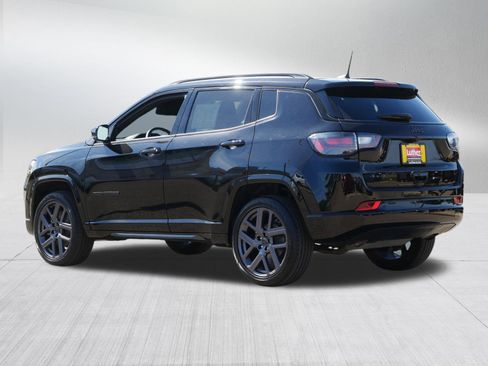 Used 2025 Jeep Compass Limited w/ High Altitude Package AWD/4WD image 5