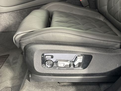 Used 2026 BMW X5 sDrive40i w/ M Sport Package RWD image 16