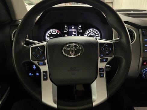 Used 2018 Toyota Tundra SR5 image 14