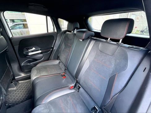 Certified 2023 Mercedes-Benz GLA 250 4MATIC image 28