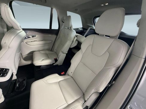 Used 2023 Volvo XC90 B6 Ultimate w/ Protection Package Premier AWD/4WD image 25