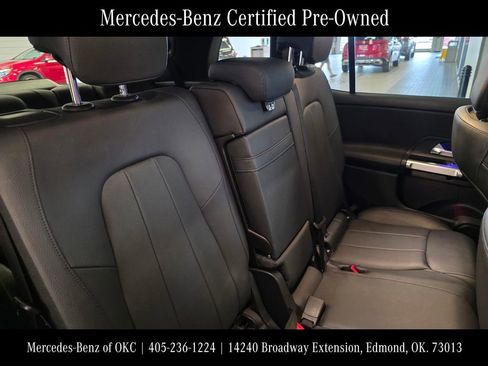 Used 2022 Mercedes-Benz GLB 250 image 13