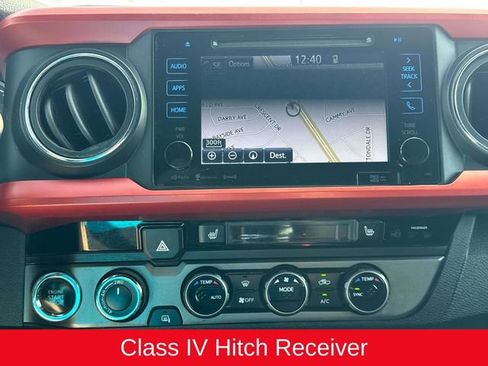 Used 2017 Toyota Tacoma TRD Off-Road image 28