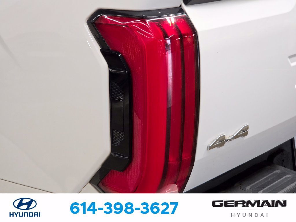 Used 2023 Toyota Tundra SR5 w/ SR5 Convenience Package AWD/4WD image 16