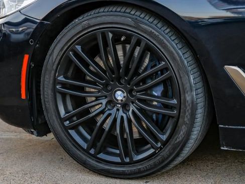 Used 2018 BMW M550i xDrive image 67