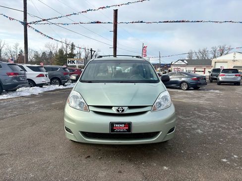 Used 2006 Toyota Sienna CE image 8