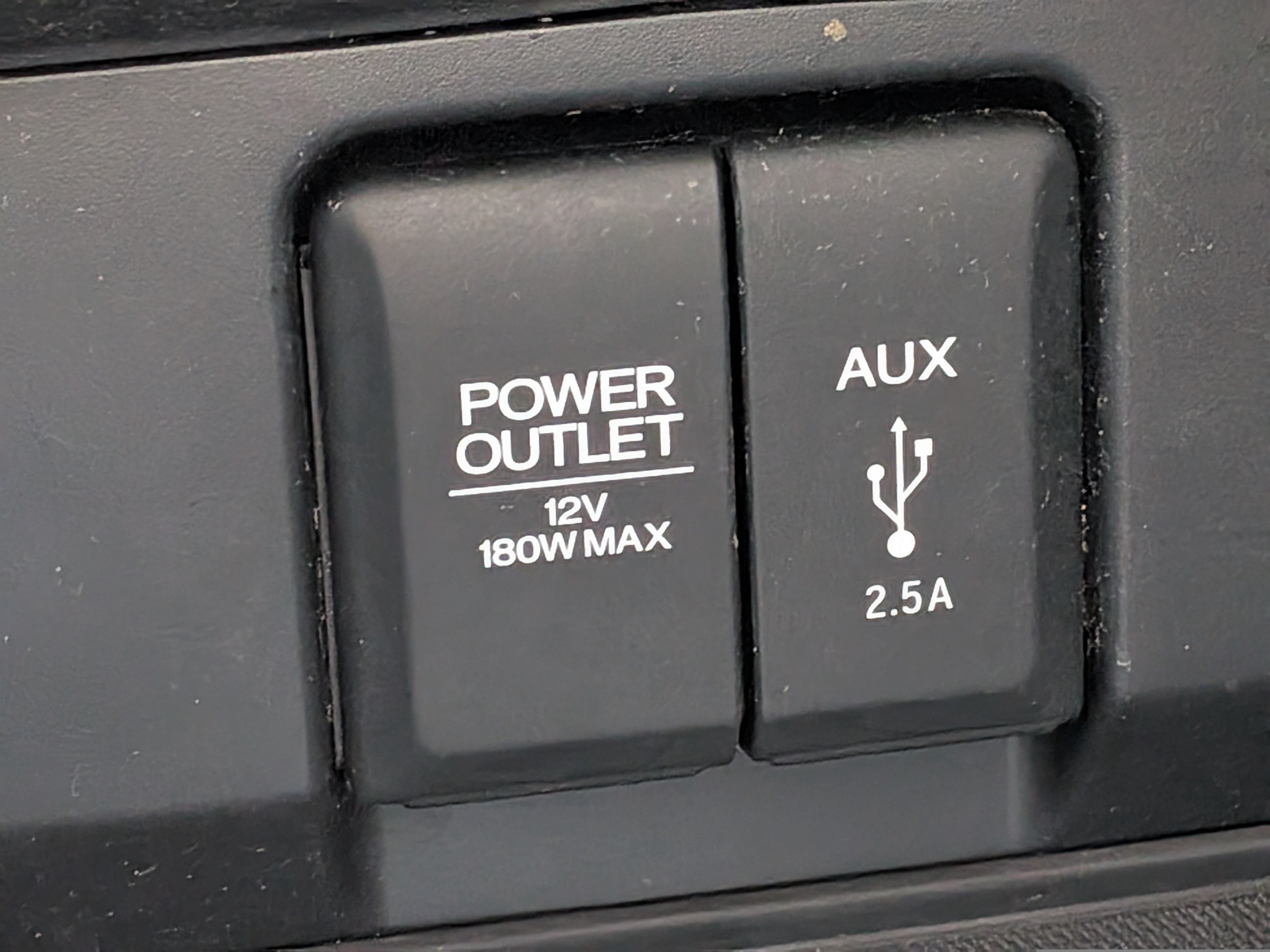 Used 2016 Honda Pilot Elite image 39