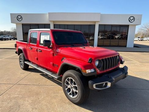 New 2024 Jeep Gladiator Sport image 2