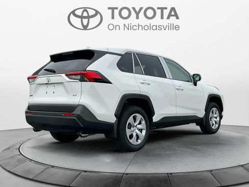 Used 2025 Toyota RAV4 LE FWD image 5