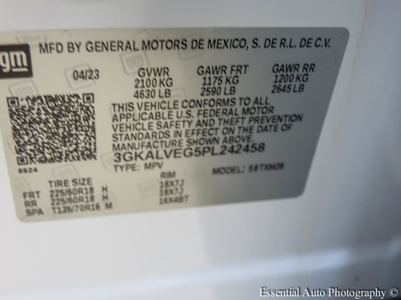 Used 2023 GMC Terrain SLT w/ Tech Package AWD/4WD image 36