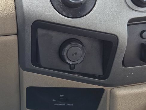 Used 2011 Ford F250 XLT w/ XLT Interior Pkg RWD image 29