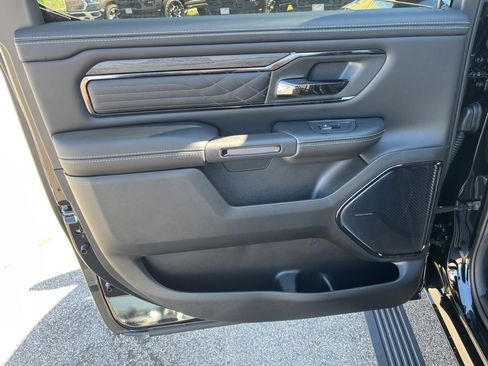 New 2026 RAM 1500 Limited w/ Trailer Tow Group image 15