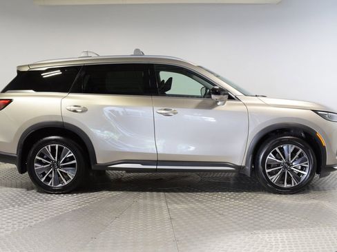 Used 2026 INFINITI QX60 Luxe w/ Family Package AWD/4WD image 8