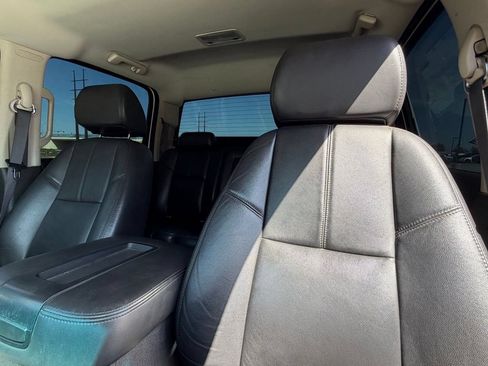 Used 2008 Chevrolet Silverado 3500 LTZ w/ EZ-Lift Tailgate Package AWD/4WD image 11