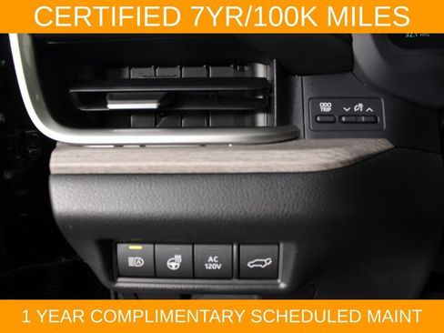 Used 2025 Toyota Grand Highlander AWD Hybrid image 17