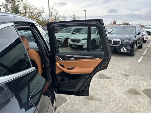 Certified 2024 BMW X3 xDrive30i w/ Premium Package image 29
