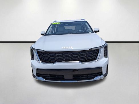 Used 2024 Kia Sorento S FWD image 9