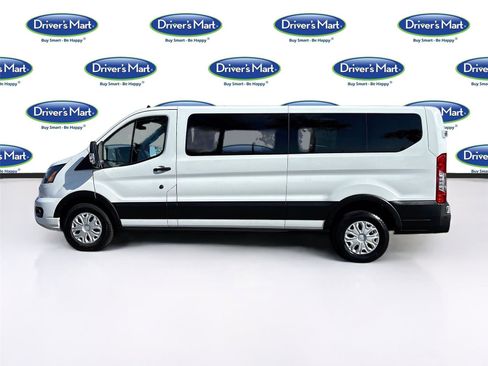 Used 2023 Ford Transit 350 XLT image 4