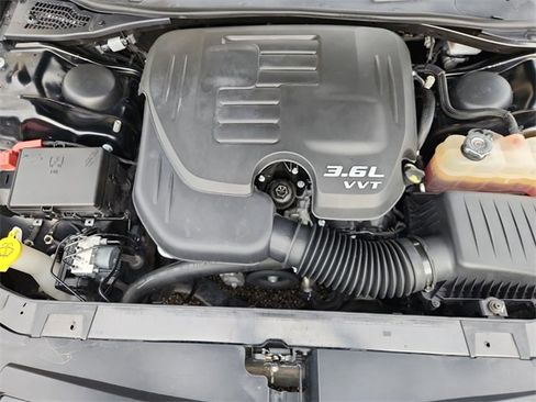 Used 2022 Dodge Challenger GT image 27